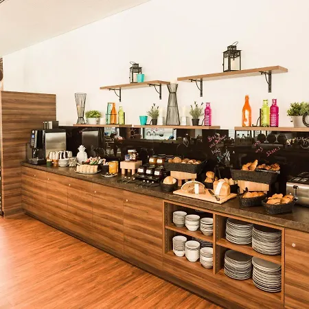 Hotel The Niu Saddle - Fuerth