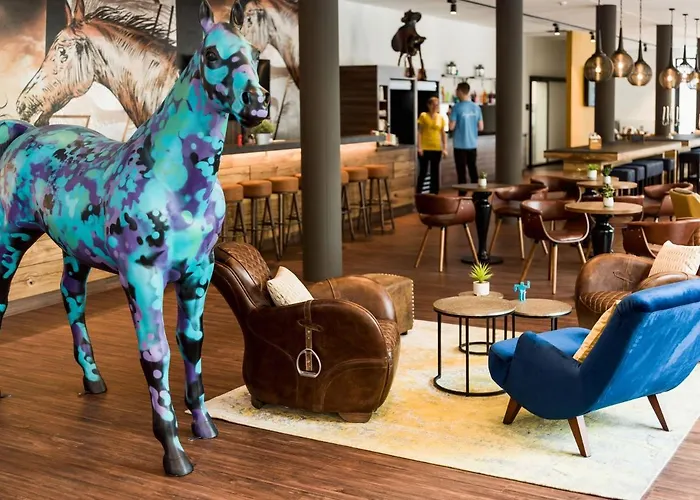 The Niu Saddle - Otel *